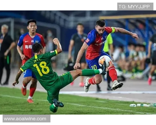 中国与香港足球比赛结果揭晓精彩瞬间回顾与分析